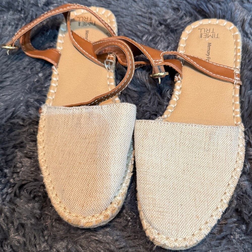 Time and Tru Womens Espadrille Sandals 7.5 Beige Canvas Ankle Strap Memory Foam